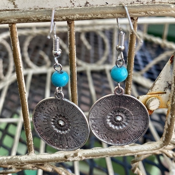 NEW Boutique Silver Drop Western Boho Style Earrings - Picture 8 of 12